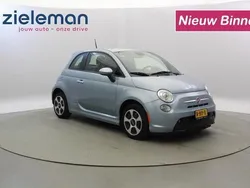 Blauw, metallic lak Gebruikt 2015 Fiat 500e Hatchback | € 8.845 (Goede deal)