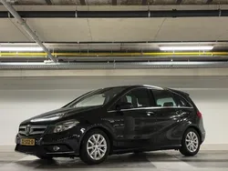 Zwart Gebruikt 2012 Mercedes B180 MPV | € 12.250 (Eerlijke prijs)