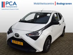 Wit Gebruikt 2019 Toyota Aygo Hatchback | € 8.995 (Eerlijke prijs)