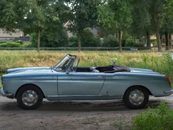 Blauw Gebruikt 1968 Peugeot 404 Cabriolet | € 33.500