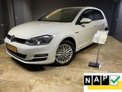 Wit Gebruikt 2015 VW Golf VII Trendline Hatchback | € 8.950 (Goede deal)