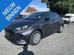 Grijs Gebruikt 2024 Mazda 2 Prime-Line Hatchback | € 24.599 (Eerlijke prijs)