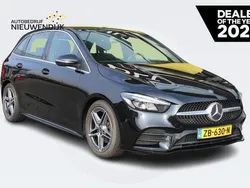 Zwart Gebruikt 2019 Mercedes B180 Business MPV | € 25.900 (Goede deal)