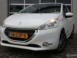 Wit Gebruikt 2012 Peugeot 208 Active Hatchback | € 4.900 (Goede deal)