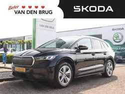 Zwart Gebruikt 2023 Skoda Enyaq iV SUV | € 35.900 (Eerlijke prijs)