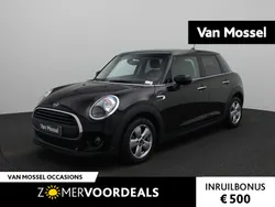 Zwart Gebruikt 2021 Mini ONE Hatchback | € 19.900 (Eerlijke prijs)