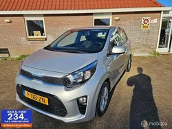 Grijs, metallic lak Gebruikt 2022 Kia Picanto Hatchback | € 14.450 (Eerlijke prijs)