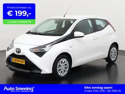 Wit Gebruikt 2021 Toyota Aygo X-play Hatchback | € 16.295 (Eerlijke prijs)
