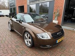 Zwart Gebruikt 1998 Audi TT Hatchback | € 4.750