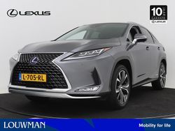 Sonic titanium (grijs metallic) Gebruikt 2020 Lexus RX450h Luxury Line SUV | € 49.950 (Eerlijke prijs)
