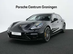 Zwart, metallic lak Gebruikt 2018 Porsche Panamera Turbo S Sport Turismo Sedan | € 89.900 (Eerlijke prijs)