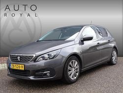 Grijs Gebruikt 2018 Peugeot 308 Allure Hatchback | € 10.995 (Goede deal)