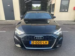 Zwart Gebruikt 2024 Audi A3 Sportback Hatchback | € 31.999 (Eerlijke prijs)