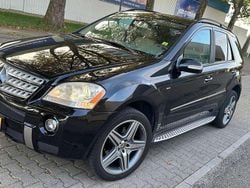 Zwart Gebruikt 2005 Mercedes ML500 SUV | € 8.450 (Goede deal)