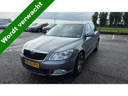 Grijs Gebruikt 2012 Skoda Octavia Elegance Hatchback | € 3.900 (Super prijs)