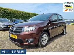 Bruin Gebruikt 2017 Dacia Sandero Ambiance Hatchback | € 5.900 (Goede deal)