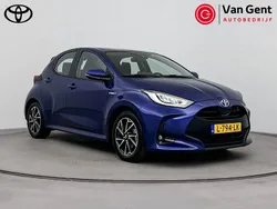 Blauw Gebruikt 2021 Toyota Yaris Hatchback | € 21.499 (Eerlijke prijs)