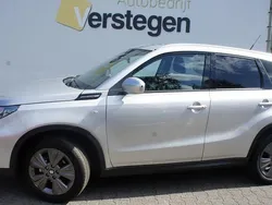Zilver Gebruikt 2025 Suzuki Vitara SUV | € 27.950 (Eerlijke prijs)
