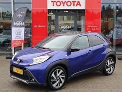 Blauw Gebruikt 2023 Toyota Aygo X Envy SUV | € 17.900