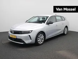 Grijs Gebruikt 2023 Opel Astra Stationwagen | € 25.445 (Iets duurder)