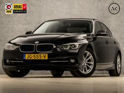 Zwart Gebruikt 2016 BMW 330e Executive Sedan | € 18.445 (Eerlijke prijs)