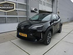 Zwart Gebruikt 2025 Toyota Yaris Cross Executive SUV | € 29.950 (Goede deal)