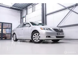 Grijs, metallic lak Gebruikt 2009 Toyota Camry Sedan | € 9.490