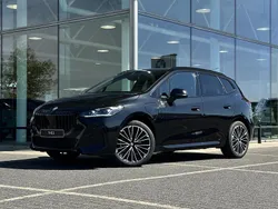 Zwart Nieuw 2025 BMW 225 Active Tourer Comfort Edition MPV | € 65.193 (Eerlijke prijs)