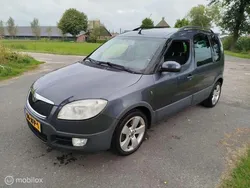Grijs Gebruikt 2009 Skoda Roomster Stationwagen | € 2.499 (Eerlijke prijs)