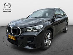 Zwart Gebruikt 2022 BMW X1 M Sport SUV | € 33.950 (Eerlijke prijs)