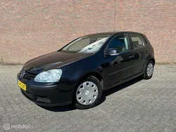 Zwart Gebruikt 2005 VW Golf IV Comfortline Hatchback | € 1.395 (Goede deal)