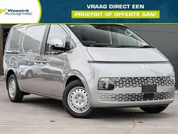 Shimmering silver (grijs metallic) Nieuw 2024 Hyundai Staria Van | € 26.429 (Iets duurder)