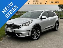 Grijs Gebruikt 2017 Kia Niro SUV | € 16.945 (Eerlijke prijs)