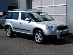 Grijs Gebruikt 2010 Skoda Yeti Ambition SUV | € 4.395 (Eerlijke prijs)