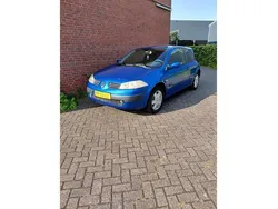 Blauw Gebruikt 2003 Renault Mégane II Hatchback | € 1.000 (Eerlijke prijs)