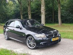 Zwart Gebruikt 2012 BMW 335 Luxury Line Stationwagen | € 15.250 (Goede deal)