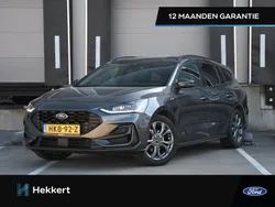 Grijs Gebruikt 2022 Ford Focus ST-Line Stationwagen | € 24.995 (Eerlijke prijs)