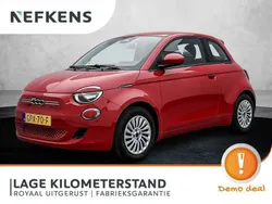 Rood Nieuw 2024 Fiat 500e Hatchback | € 24.925 (Super prijs)