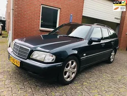 Zwart Gebruikt 1998 Mercedes C240 | € 2.499