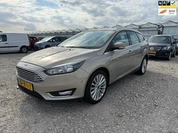 Grijs Gebruikt 2015 Ford Focus Titanium Stationwagen | € 3.000