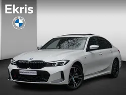 Wit Gebruikt 2024 BMW 320e Comfort Edition Sedan | € 45.900 (Eerlijke prijs)