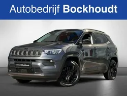 Grijs, metallic lak Gebruikt 2022 Jeep Compass Limited SUV | € 28.750 (Eerlijke prijs)