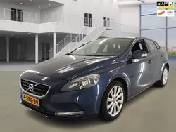 Blauw Gebruikt 2012 Volvo V40 Momentum Stationwagen | € 5.950 (Eerlijke prijs)