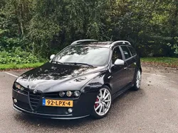Zwart Gebruikt 2010 Alfa Romeo 159 Distinctive Stationwagen | € 9.500 (Duur)