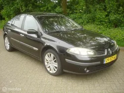 Zwart Gebruikt 2007 Renault Laguna III Hatchback | € 1.250 (Iets duurder)