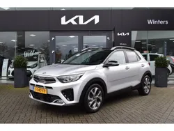 Grijs, metallic lak Gebruikt 2021 Kia Stonic GT-Line SUV | € 20.750 (Iets duurder)
