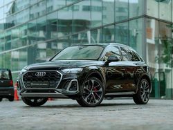 Zwart Gebruikt 2021 Audi Q5 Comfort SUV | € 41.950 (Eerlijke prijs)