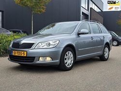 Grijs Gebruikt 2012 Skoda Octavia Ambition Stationwagen | € 1.000 (Goede deal)