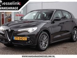 Zwart (metallic) Gebruikt 2017 Alfa Romeo Stelvio Super SUV | € 21.950