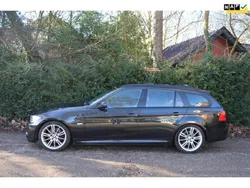 Zwart, metallic lak Gebruikt 2013 BMW 325 M Sport Stationwagen | € 12.995 (Iets duurder)